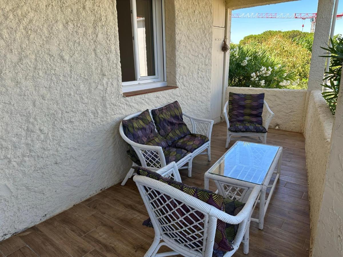 Bas De Climatise Et Wifi 2 Pour 4 Personnes Et Petite Vue